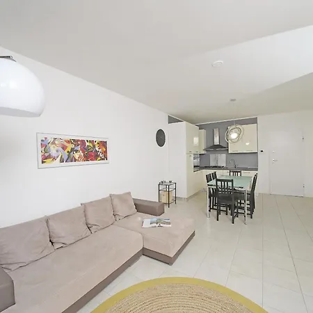 Le Corti Caterina With Pool By Wonderful Italy Apartment Desenzano del Garda